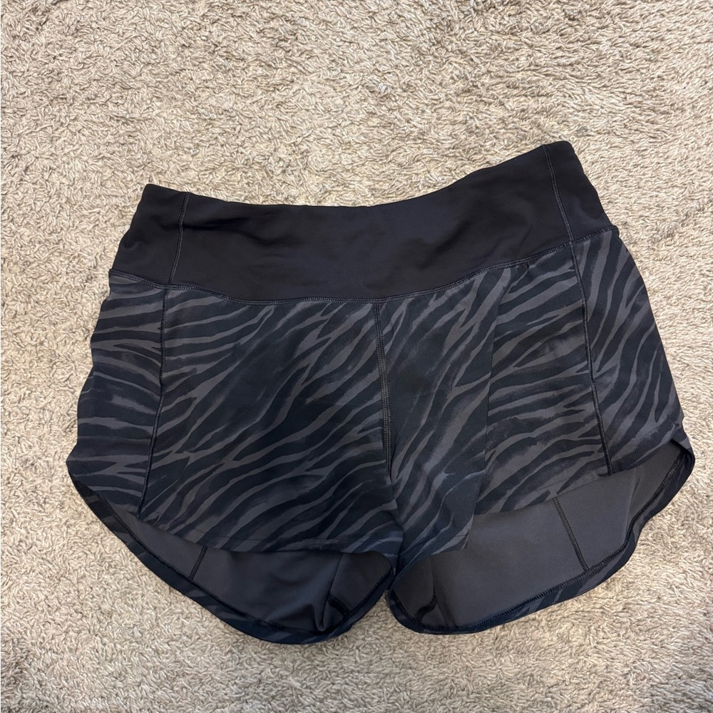 Lululemon speed up shorts size 6